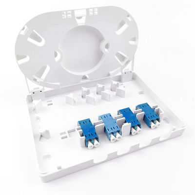 150*110*30mm FTTH-netwerk binnen 4 kernen LC UPC Plastic Fiber Optic Faceplate Socket Panel
