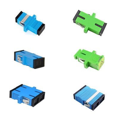 Earless Dustproof Quad SC Glasvezel Adapter met APC UPC PC PBT Materiaal 1 Poort/2 Poorten