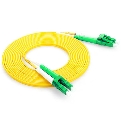 Aanpasbare lengte LC APC-optische vezelpatchcord voor verbeterde FTTH-prestaties