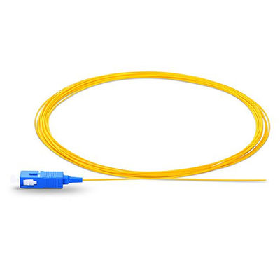 SCUPC-optische vezel pigtail patchcord in aanpasbare lengte voor prestaties