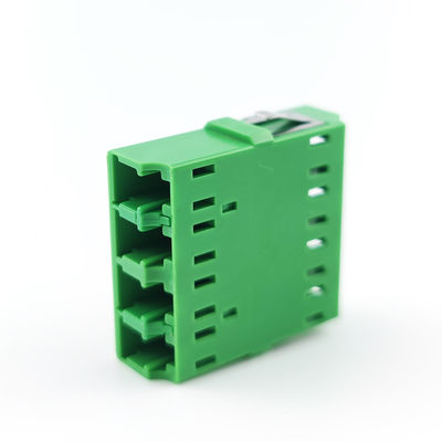 4 poorten Groene LC APC Glasvezel Adapter Earless Square Coupler voor FTTH prestaties