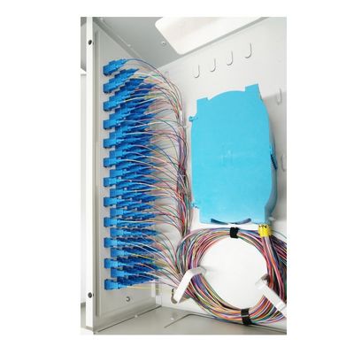 SC FC LC Connectors 96 Ports FTTH Fiber Optic Distribution Box voor FTTX Metal Termination