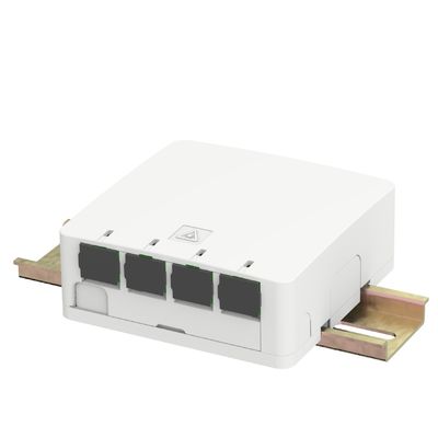 FTTX 4 Core Plastic Fiber Optic Faceplate Socket Panel voor binnen met SC-connector